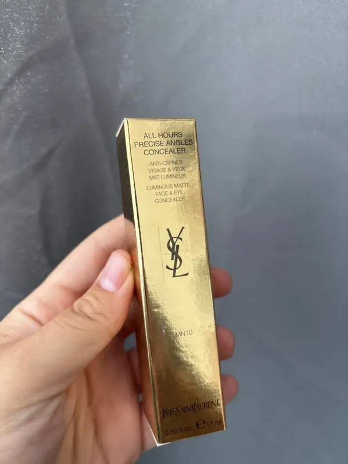 Anti cerne YSL