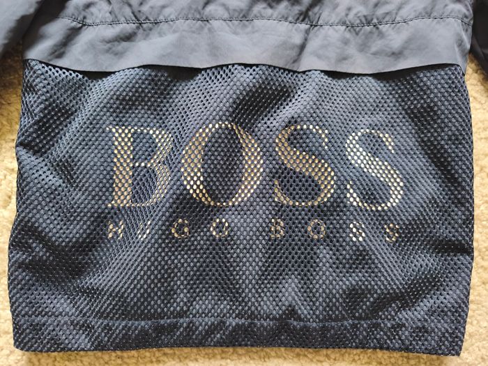 Coupe vent bleu marine Hugo Boss taille 8 ans - photo numéro 5