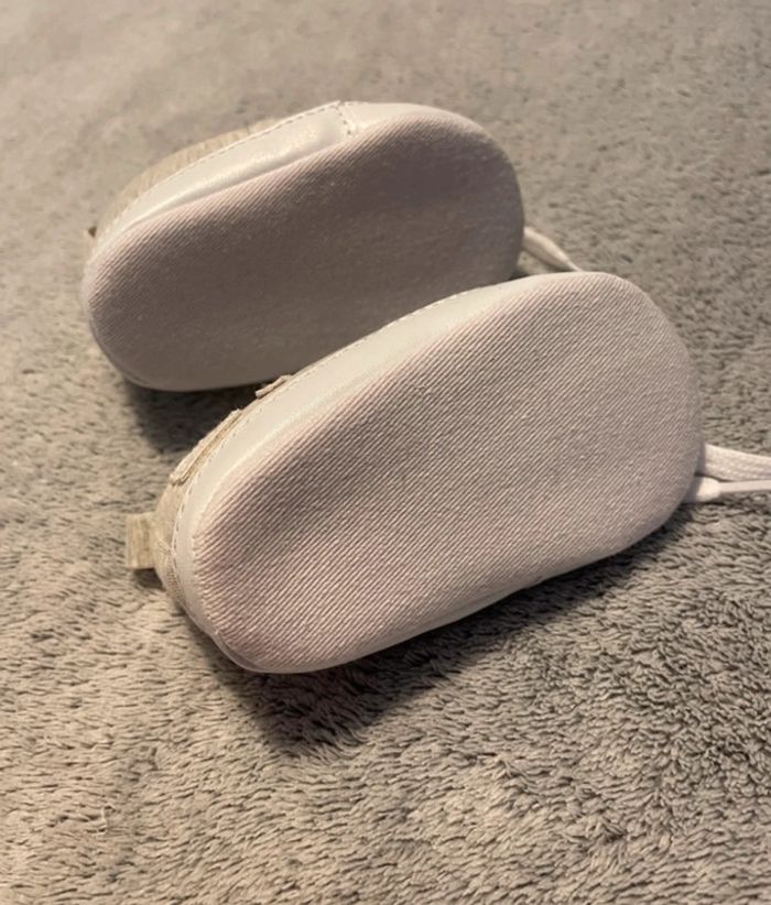 Chaussures bébé, 6/9 mois, neuve - photo numéro 3