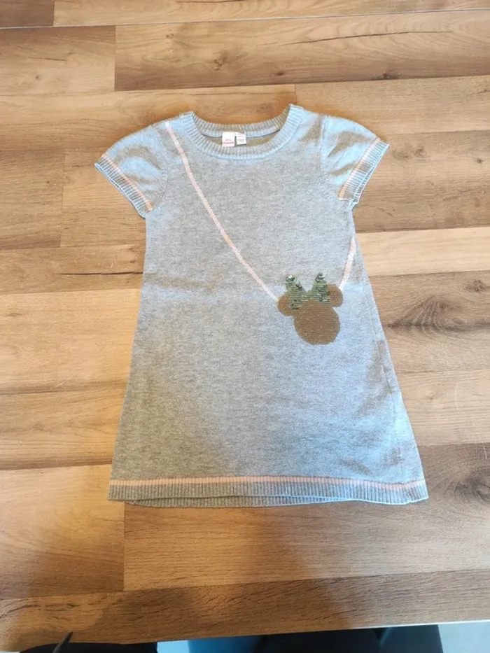 Robe Minnie Disney orchestra 4 ans en TBE