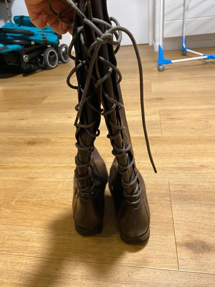 Botte bata taille 37 - photo numéro 3