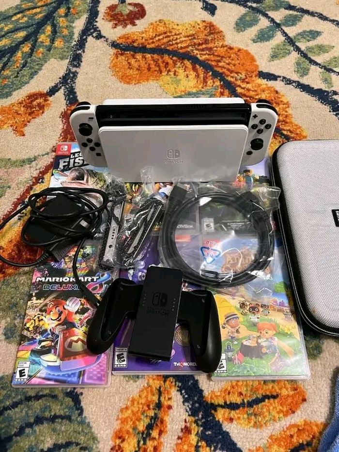 Nintendo Switch - photo numéro 4