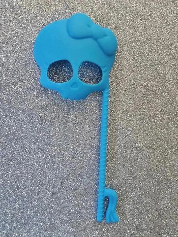 34/ accessoire Monster High masque crâne  bleu