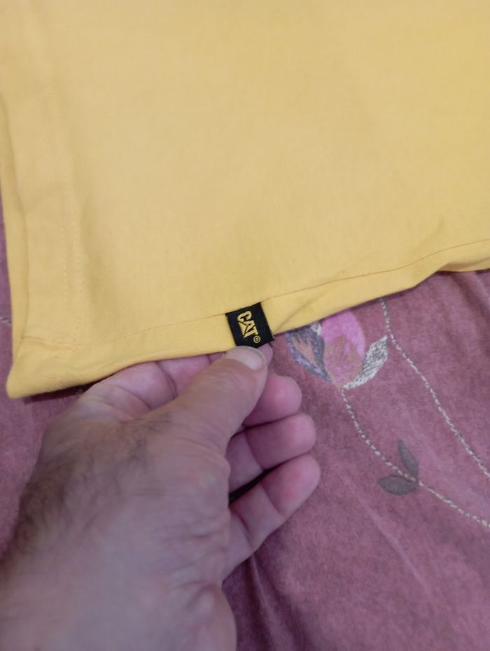 T-shirt à manches longues . Taille  M. Marque . Caterpillar - photo numéro 6