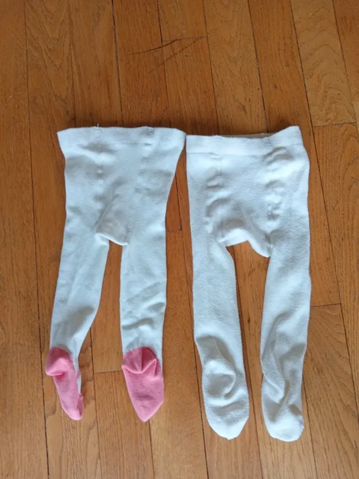 Lot 2 collants fille 6-9 mois - 1 neuf, 1 TBE - photo numéro 6