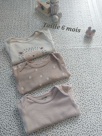 Lot de 3 bodies manches longues – Kiabi – Taille 6 mois