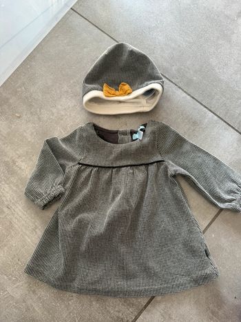 Ensemble robe et bonnet