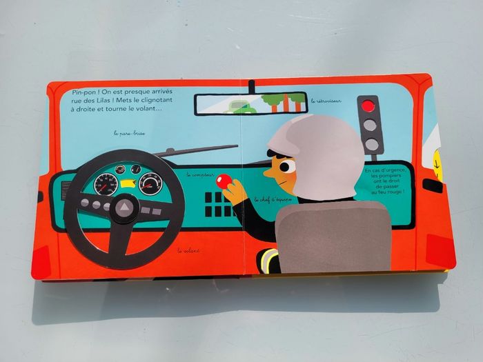 Livre animé Kididoc 👨‍🚒 Je suis un pompier 🚒 - photo numéro 6