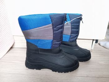 Après ski taille 32 neuve 