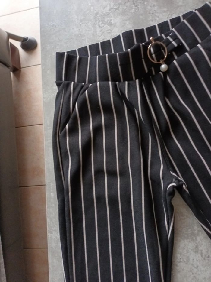 Pantalon noir taille 14/ 15 ans - photo numéro 3