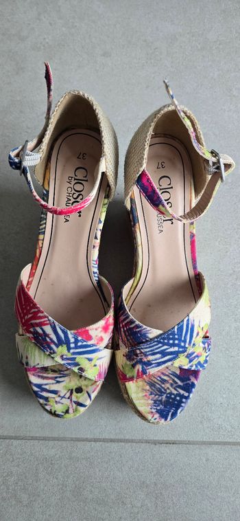 Sandales compensées Closer by Chaussea – pointure 37