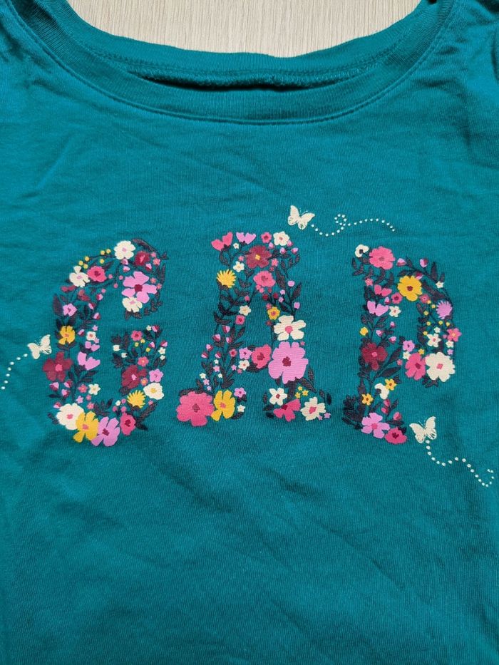 T-shirt manches longues vert baby gap 3 ans - photo numéro 2