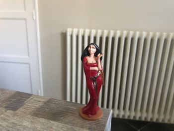 Figurine mère gothel princesse raiponce disney