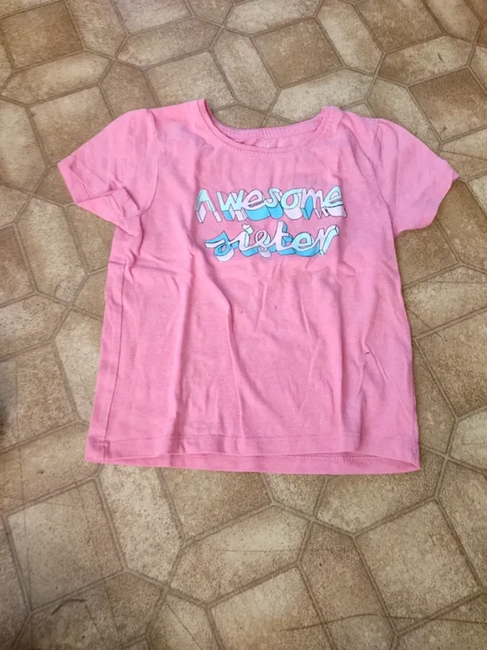 T-shirt Primark 2 ans