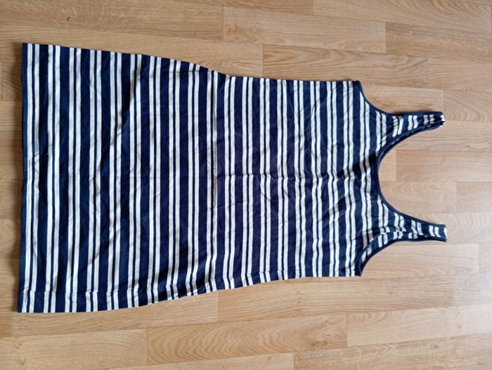 Robes femme - photo numéro 2