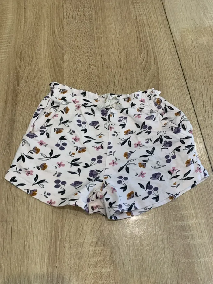 Lot 3 shorts 2 ans - photo numéro 4