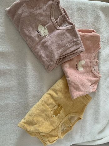 Lot 3 pyjamas