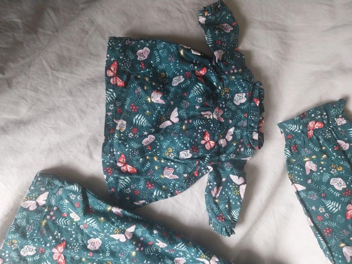 Lot robe fille 5 ans et robe poupée 36 cm - photo numéro 3