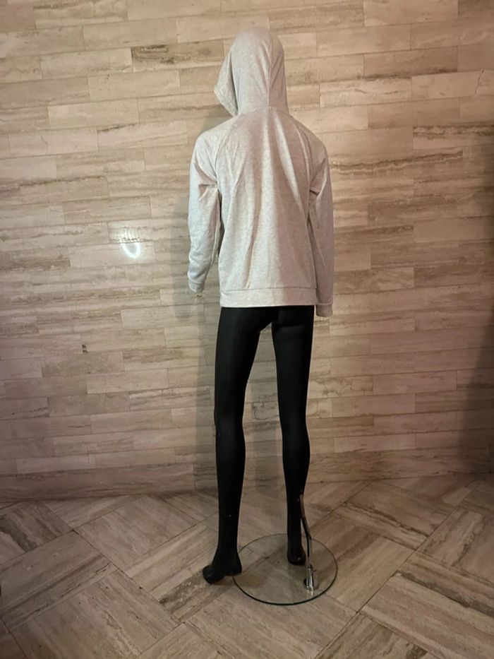 pull a capuche - photo numéro 2