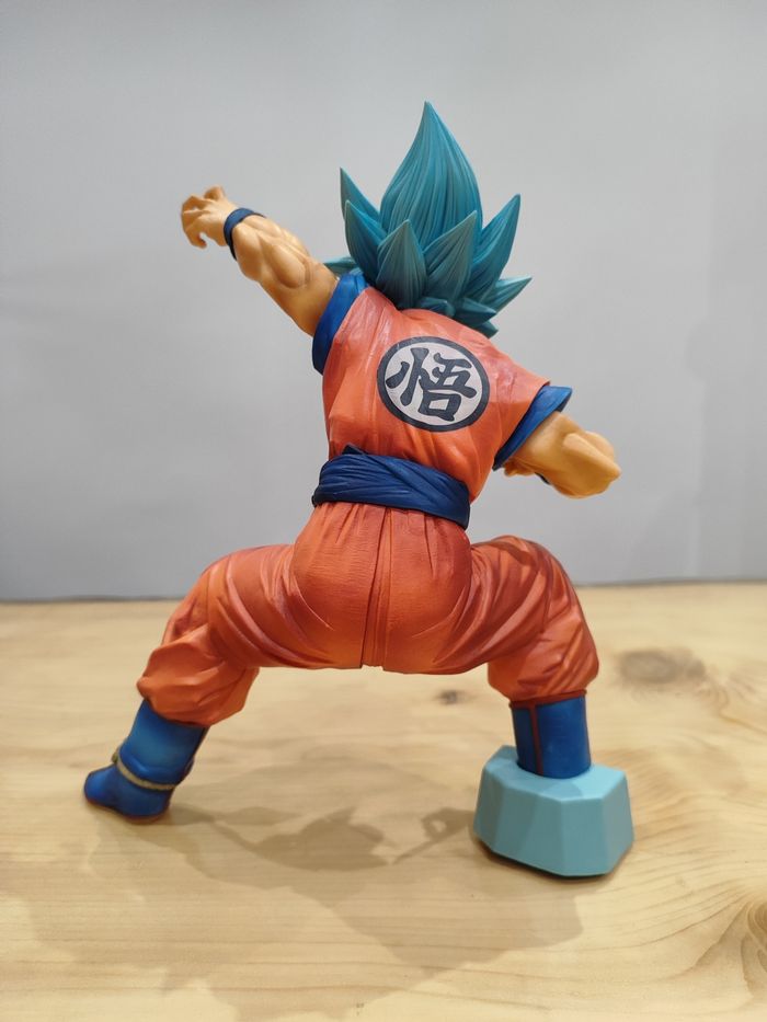 Figurine son Goku ssj blue dragon ball - photo numéro 2