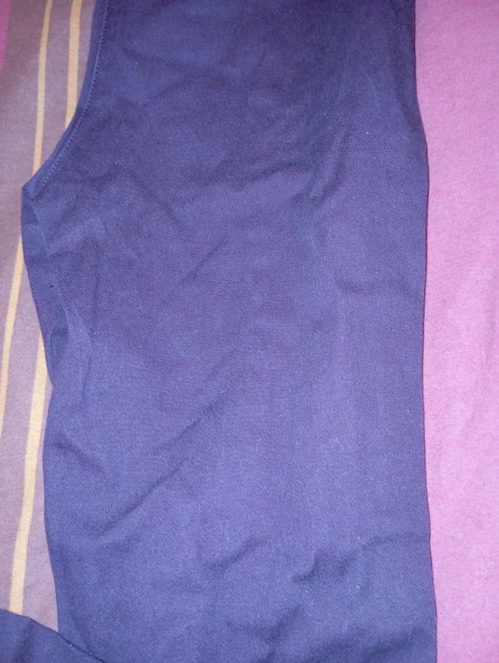 Pantalon Kiabi TBE taille 36 ouverture côté Bordeau - photo numéro 3
