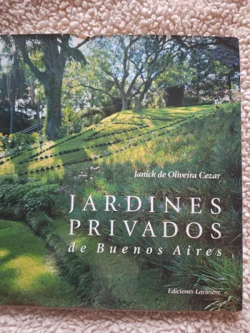 Très beau livre sur les jardins belles illustrations
