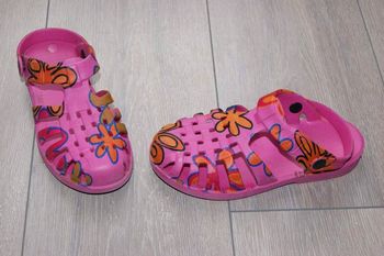 Chaussure rose .Taille 32/33