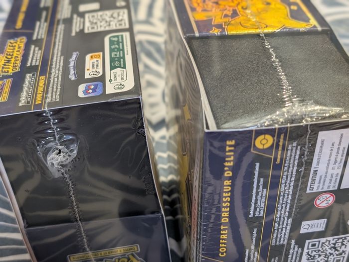 Lot 2 ETB Pokémon Étincelles Déferlantes Pikachu EV08 Fr - photo numéro 5