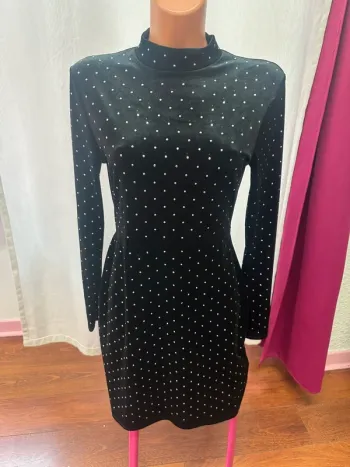 Robe noire velours à strass H&M taille L