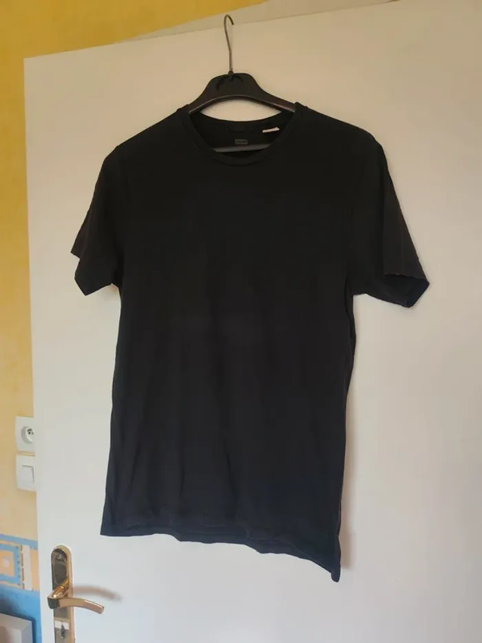 Tshirt noir Levi's
