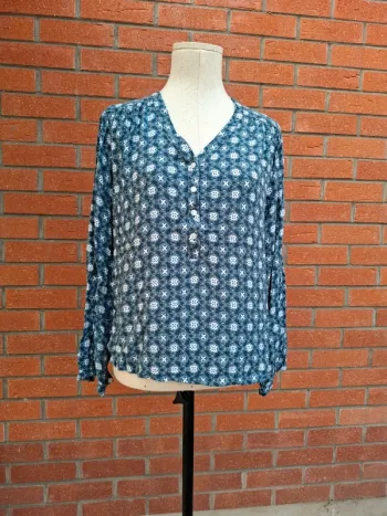 Blouse a motif T44