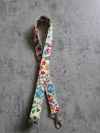 Tour de cou, porte badge, porte clés 