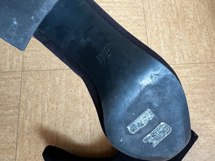 Bottes escarpins h&m 38 très bon état - photo numéro 2