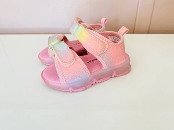 Sandales lumineuses pointure 22 Primark