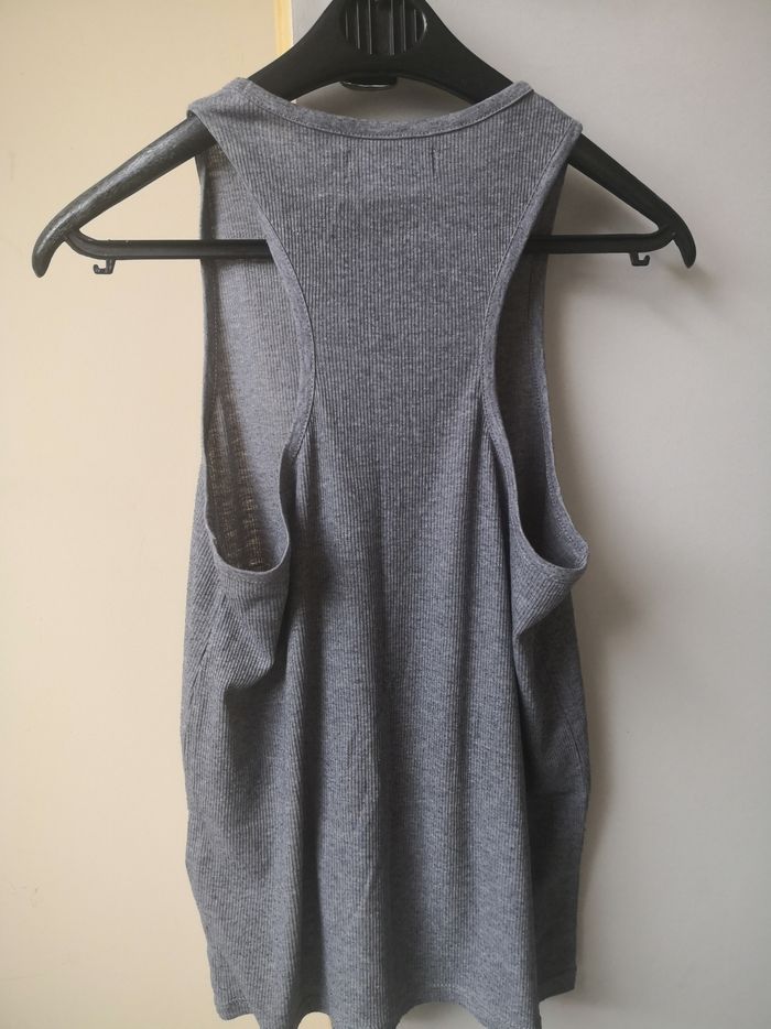 Débardeur gris - photo numéro 2