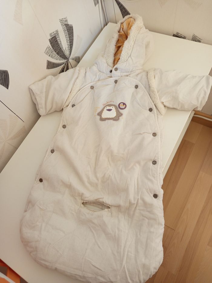 Combinaison taille unique mixte pour siège auto