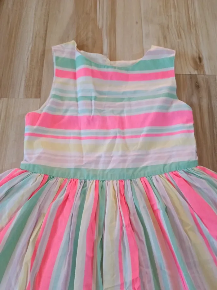 Robe courte manche courte Primark 6/7ans paris rayée robe d'été robe printemps - photo numéro 2