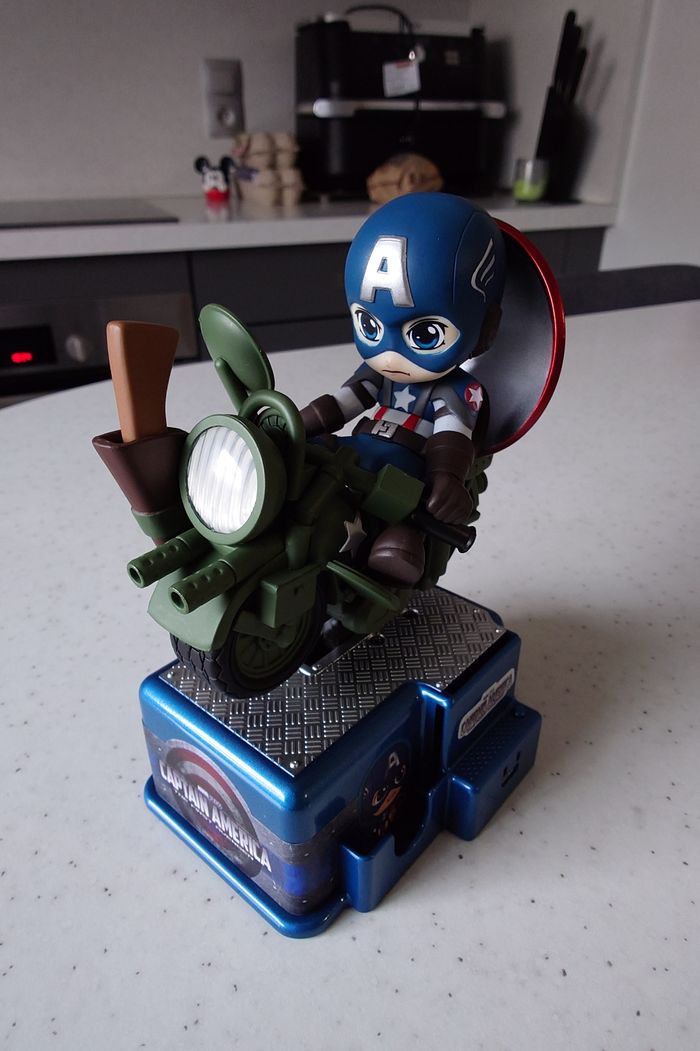 Figurine Hot Toys Cosbaby Cosrider Marvel Captain America - photo numéro 3