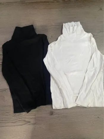 T shirt col roulé