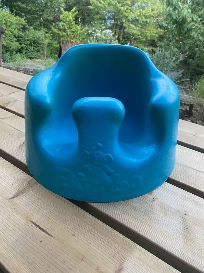Bumbo bleu avec tablette - photo numéro 3