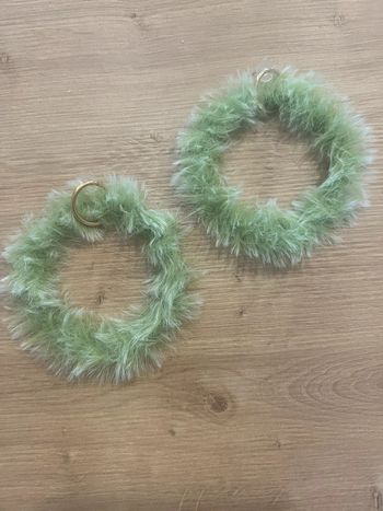 Très grosses Creoles vertes