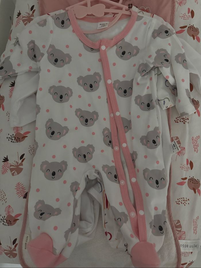 lot de pyjama - photo numéro 3