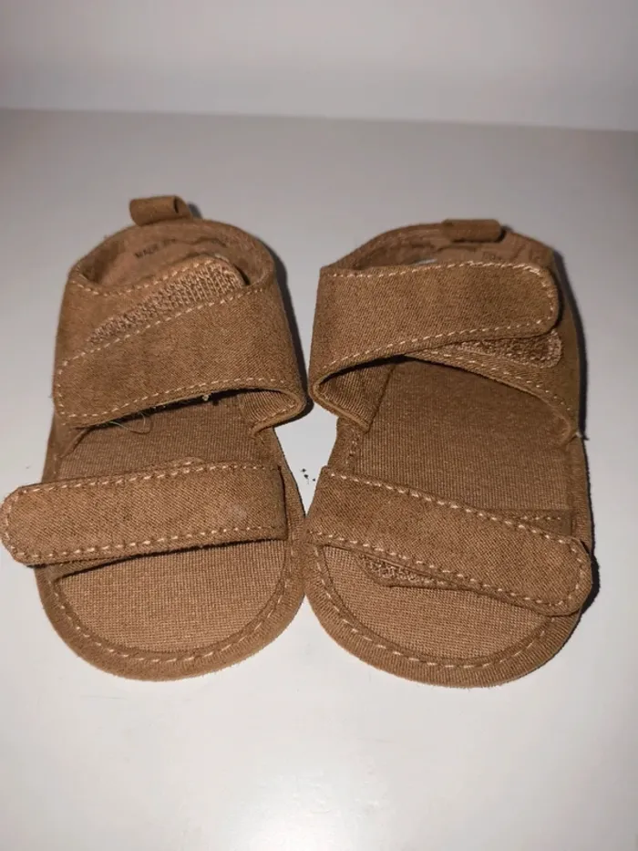Sandales bébé 6-9 mois Kiabi excellent état - photo numéro 6