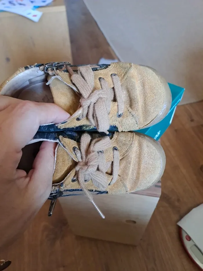 Chaussures acebo's taille 24 - photo numéro 4