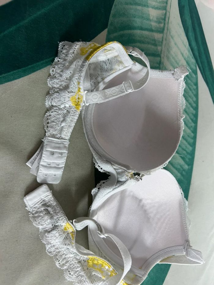 Soutien gorge valege 85 c push up - photo numéro 2