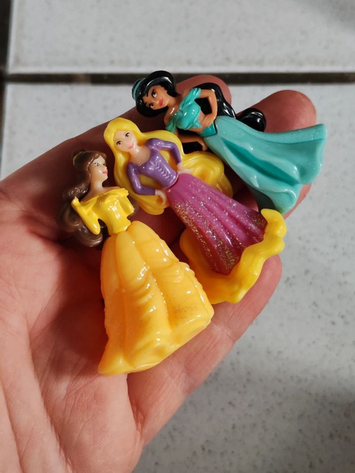 Lot de 3 figurines princesses