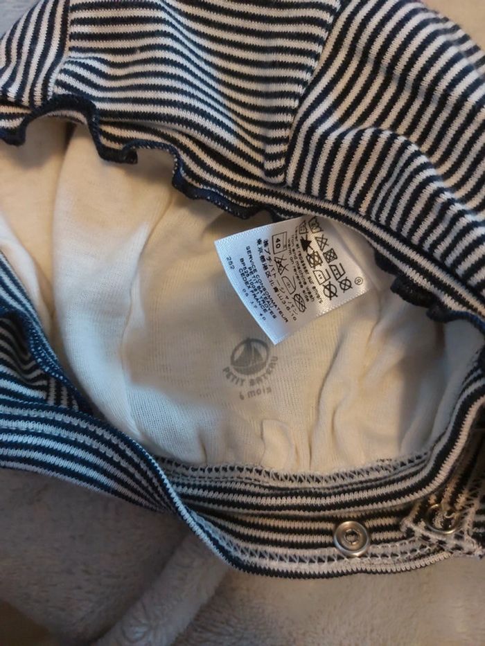 Ensemble bonnet (beguin) et chaussons - photo numéro 4