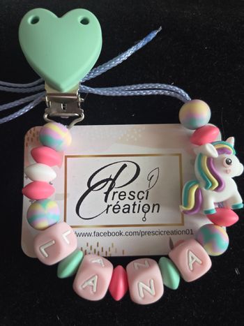 Attache tétine silicone licorne 