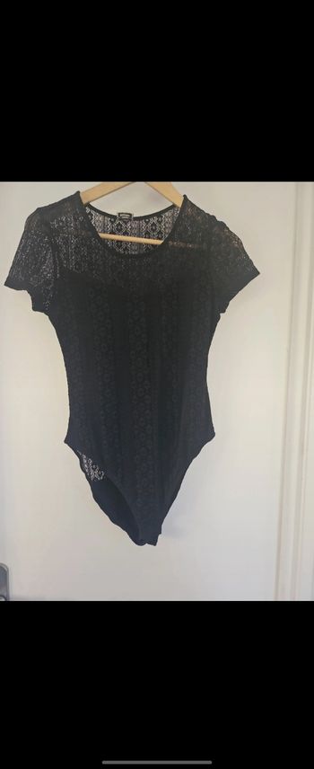 Body dentelle