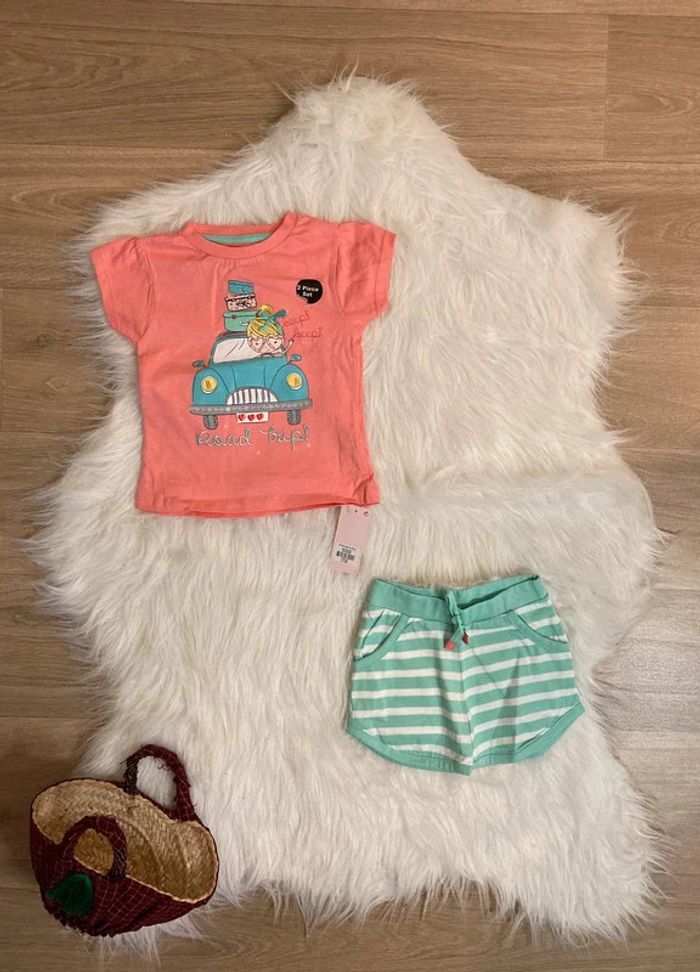 Ensemble 2 pièces Peach tout neuf avec étiquette primark fille 12/18mois 80cm - photo numéro 2